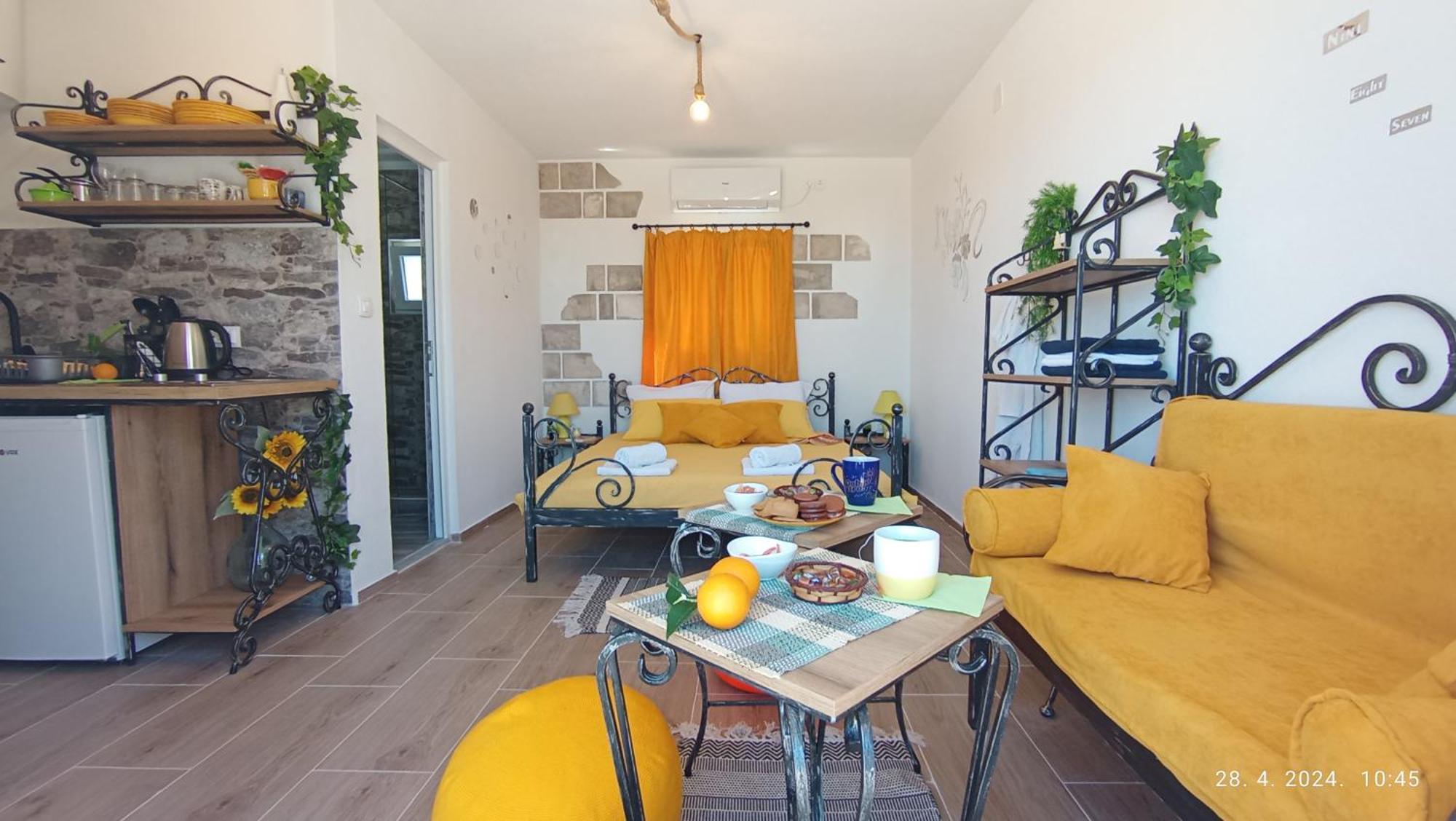 Lustica Apartments Экстерьер фото